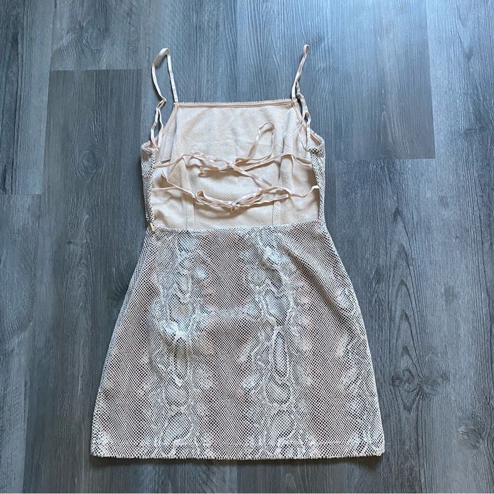 Urban Outfitters Bodycon Mini Dress Snakeskin Print Mesh Open Back - Picture 6 of 12